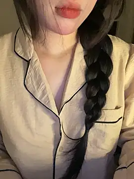 Nancy68 online show from April 2026 03:28:01 PM