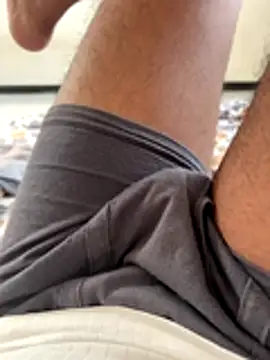 shreyas79 online show from December 2025 09:37:01 AM