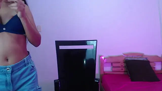 kyra fox  online show from November 2025 12:27:02 PM