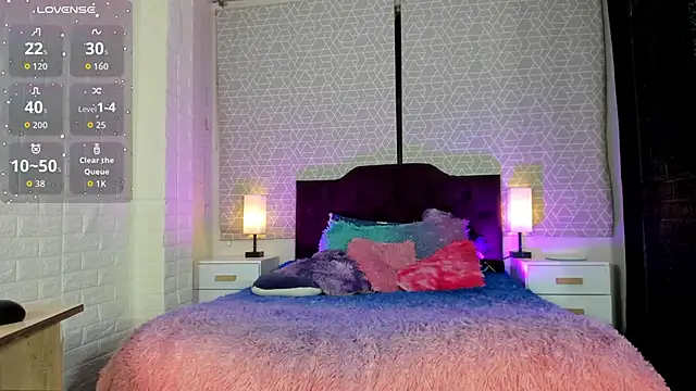 Zamara Kleii online show from October 2025 04:07:01 AM