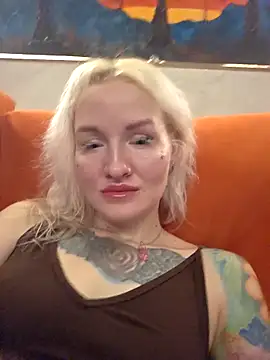 Snapshot of KateMonroe chatting on May 2026 09:53:02 PM KateMonroe online show from May 2026 09:53:02 PM