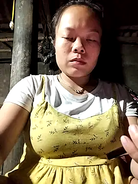 Snapshot of Rioo122 chatting on October 2025 01:42:02 PM Rioo122 online show from October 2025 01:42:02 PM