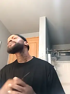 Snapshot of EbonyKing69 chatting on October 2025 06:35:02 AM EbonyKing69 online show from October 2025 06:35:02 AM