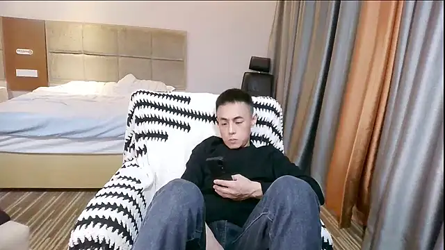 Tsia-Die online show from November 2025 09:30:01 AM