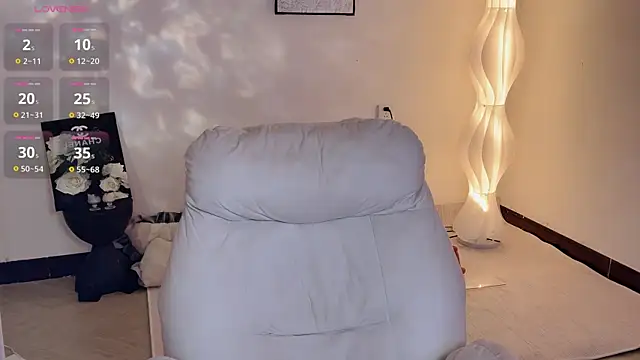 Snapshot of BoxedGyre- chatting on September 2025 02:11:02 PM BoxedGyre- online show from September 2025 02:11:02 PM