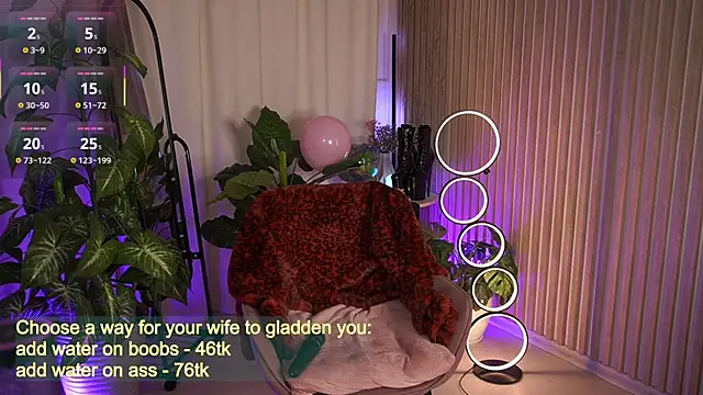 LauraWifeness online show from October 2025 05:50:02 AM