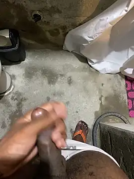 Preto Diamamte online show from November 2025 06:02:01 AM