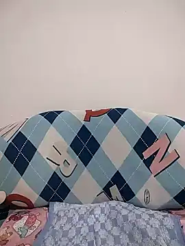 Snapshot of Yina219 chatting on September 2025 11:01:01 AM Yina219 online show from September 2025 11:01:01 AM