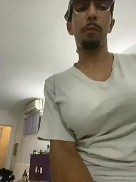 mazerhot online show from January 2026 09:25:02 AM