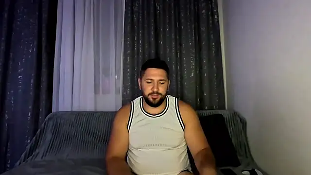 Snapshot of Gold_Alpha_Boy chatting on September 2025 06:30:02 PM Gold Alpha Boy online show from September 2025 06:30:02 PM