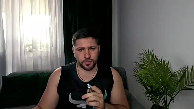 Gold Alpha Boy online show from May 2026 12:11:01 PM