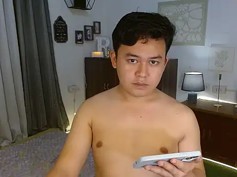 annocentboy online show from October 2025 01:07:02 PM