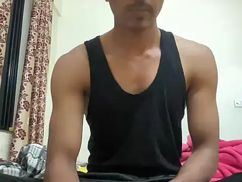 modelguyyy online show from November 2025 12:33:02 PM