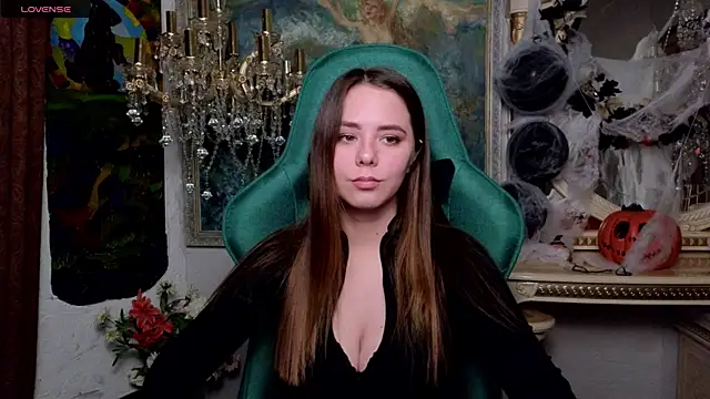 IvoryWood  online show from October 2025 11:27:01 AM