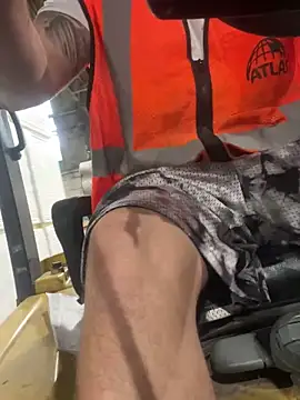 PuttieIn online show from September 2025 01:16:01 PM