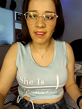 Isabella5 Brown  online show from September 2025 05:36:01 PM