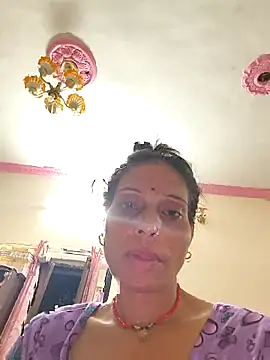 ISHANI-SINGH online show from September 2025 02:22:02 PM