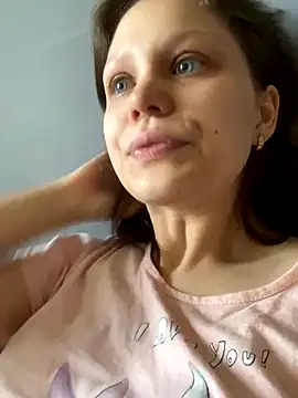 Lunliss online show from September 2025 09:36:02 AM