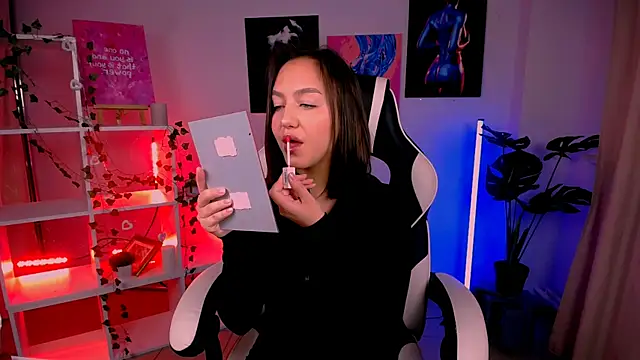 Snapshot of CindySparkl chatting on October 2025 03:47:01 AM CindySparkl online show from October 2025 03:47:01 AM