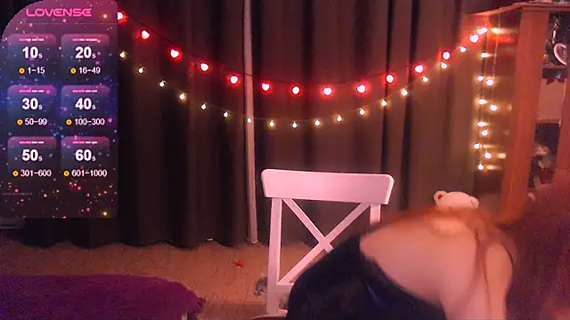 Crystal2207 online show from April 2026 08:28:02 PM