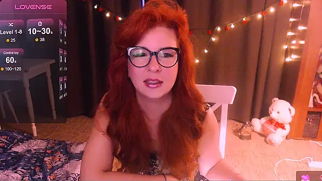 Snapshot of Crystal2207 chatting on July 2026 01:12:01 AM Crystal2207 online show from July 2026 01:12:01 AM
