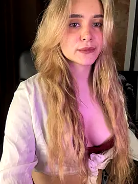 Chloe Ravens online show from October 2025 08:07:02 PM