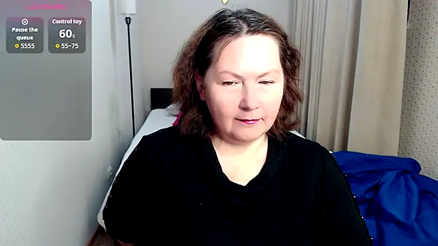 Snapshot of milf_hornys chatting on October 2025 04:17:02 PM milf hornys online show from October 2025 04:17:02 PM