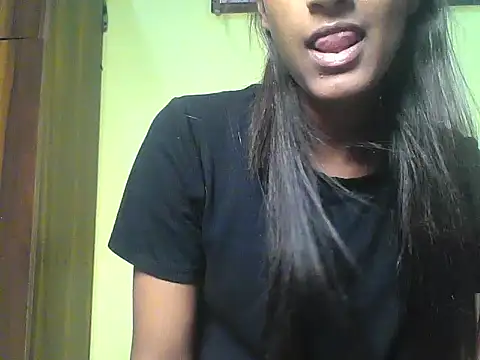 mickle james online show from September 2025 03:39:01 PM