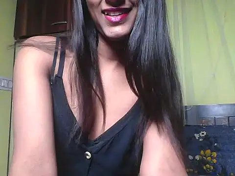 mickle james online show from November 2025 08:41:01 AM