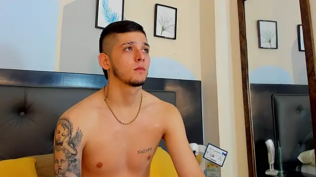 Mathewboy1 online show from April 2026 11:58:01 AM