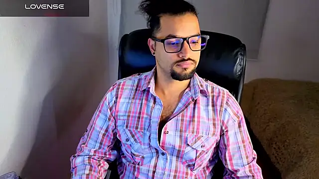 Ernesto-Rodriguez82 online show from February 2026 04:57:01 AM