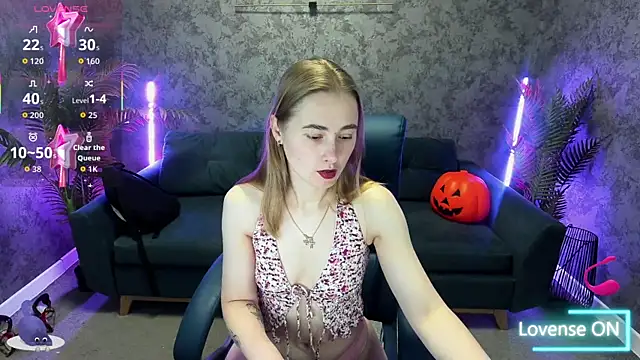 Sun Kitty  online show from November 2025 06:36:01 AM