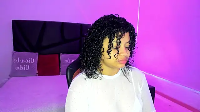 Dakota Mars online show from September 2025 12:09:02 PM