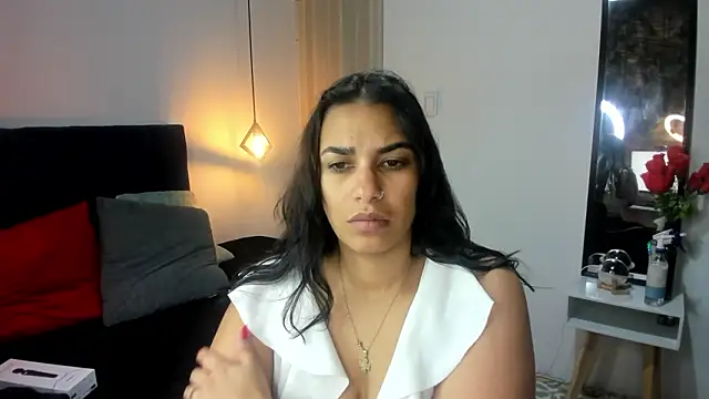 Lia Blake  online show from February 2026 12:04:01 PM