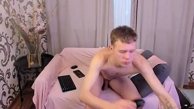 SherlockMax online show from December 2025 06:19:02 AM