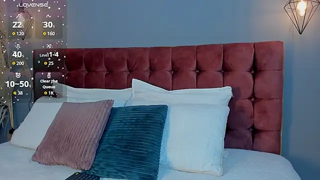 Tania 77  online show from December 2025 12:21:02 PM