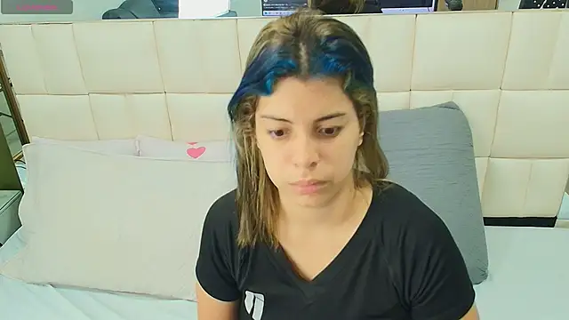 Snapshot of gisell_gomez chatting on September 2025 11:54:01 AM gisell gomez online show from September 2025 11:54:01 AM
