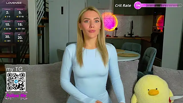 Snapshot of HoneyJohansson chatting on September 2025 03:23:02 PM HoneyJohansson online show from September 2025 03:23:02 PM