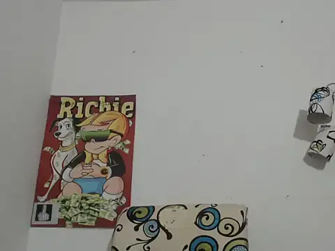 Thomasjons  online show from October 2025 01:28:02 AM