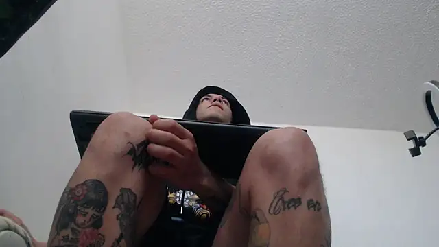 Thomasjons  online show from January 2026 05:39:01 PM