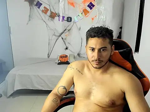 Snapshot of ashlan_king chatting on October 2025 02:35:01 AM ashlan king online show from October 2025 02:35:01 AM