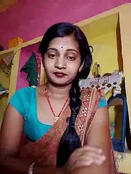 Snapshot of Hot_bbbb chatting on May 2026 05:00:01 PM Hot bbbb online show from May 2026 05:00:01 PM