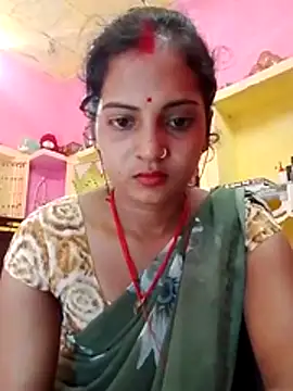 Snapshot of Hot_bbbb chatting on July 2026 06:05:01 AM Hot bbbb online show from July 2026 06:05:01 AM