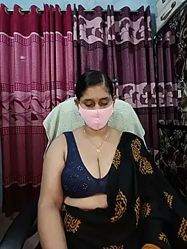 Cute Faria online show from July 2026 01:57:01 PM