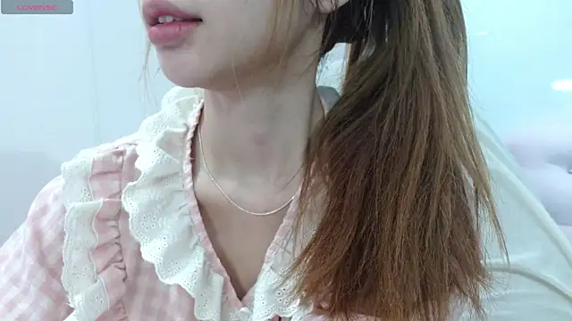 Snapshot of Alina_MissAsian chatting on October 2025 08:38:01 AM Alina MissAsian online show from October 2025 08:38:01 AM