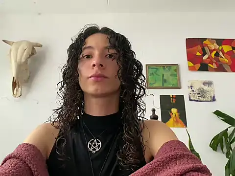 Snapshot of camille_delrey chatting on September 2025 09:17:02 PM camille delrey online show from September 2025 09:17:02 PM