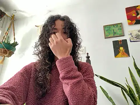 Snapshot of camille_delrey chatting on October 2025 04:53:02 PM camille delrey online show from October 2025 04:53:02 PM