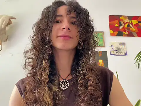 Snapshot of camille_delrey chatting on November 2025 03:55:02 PM camille delrey online show from November 2025 03:55:02 PM