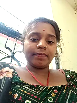 Hot crety online show from November 2025 11:33:01 AM