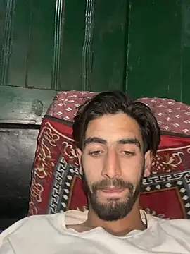 lyath3245 online show from April 2026 07:19:01 PM